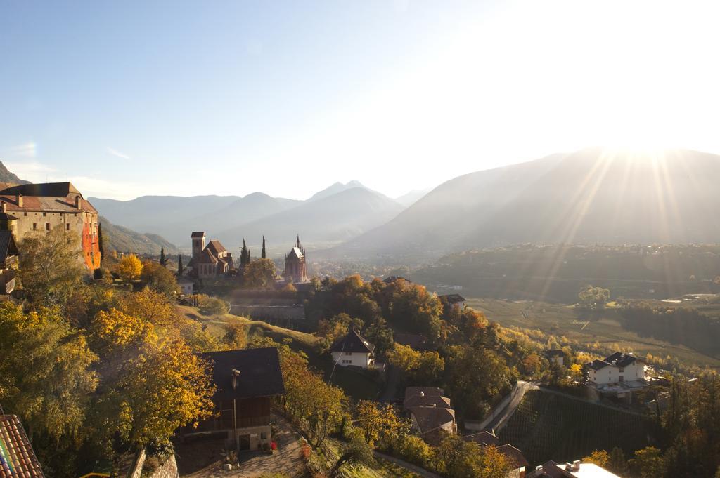 Hotel Garni Lichtenau Schenna Bagian luar foto