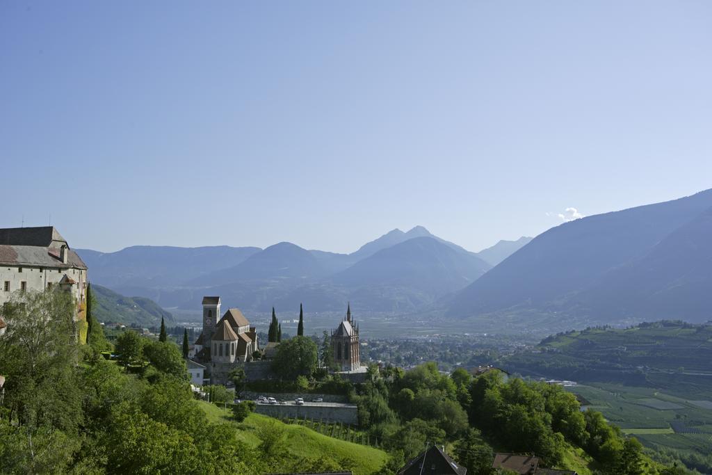 Hotel Garni Lichtenau Schenna Bagian luar foto